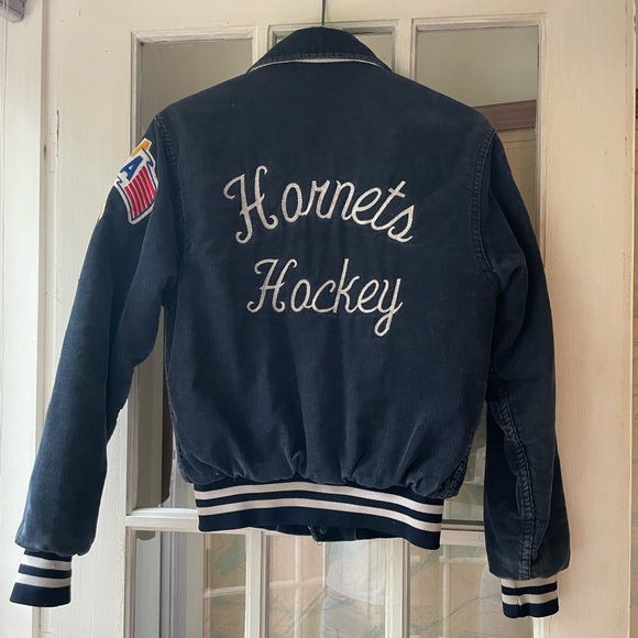 Vintage hockey bomber jacket - Picture 3 of 4